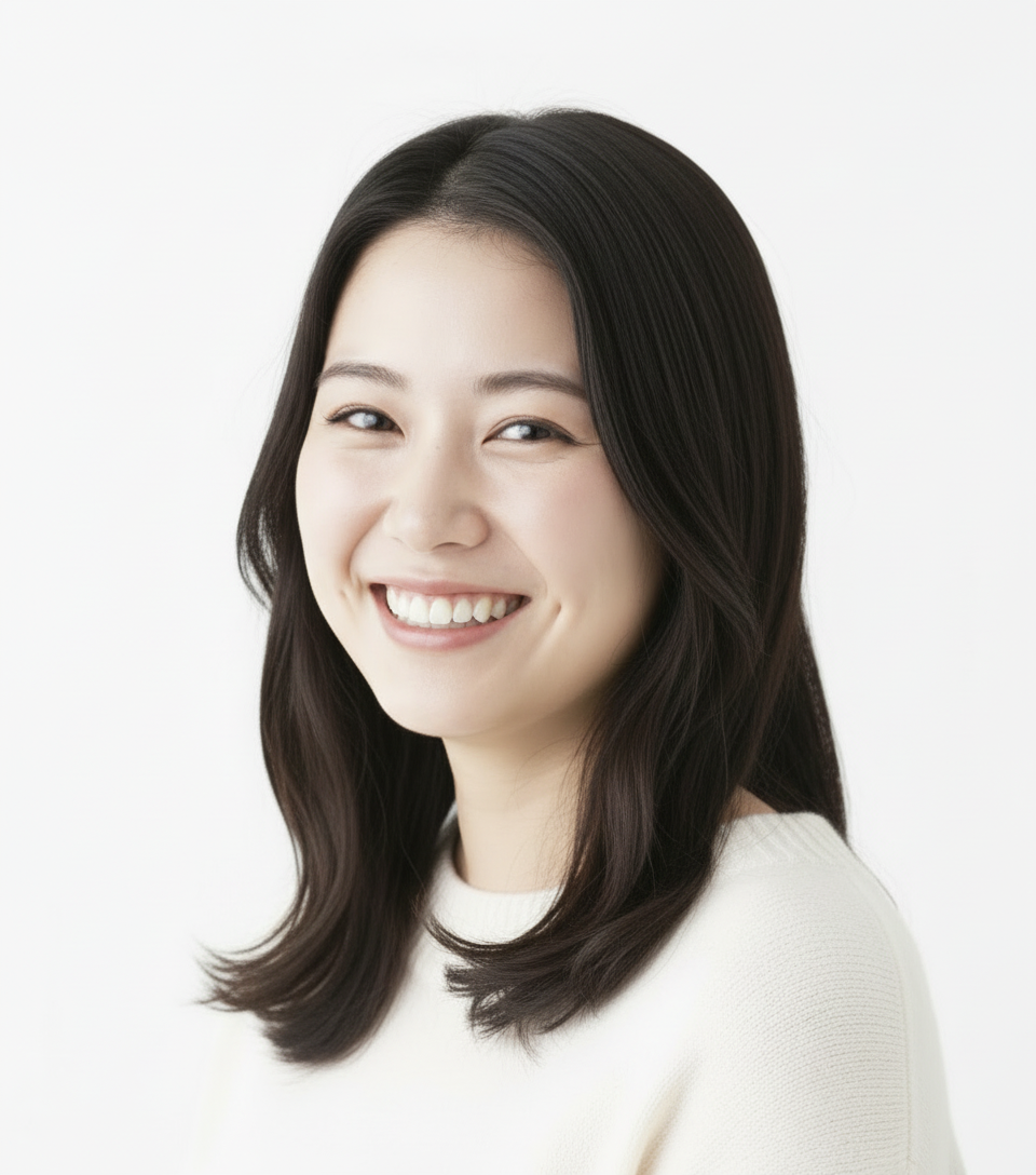 smile face japanese girl, blank back ground with light